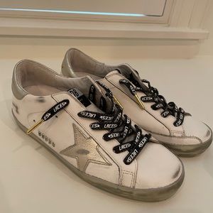 Like new Golden Goose Super Star Classic with List